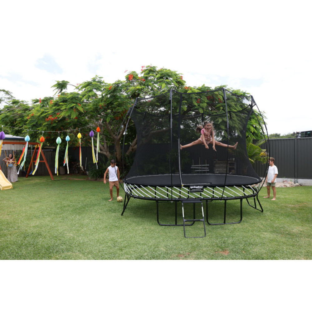 8x11ft Oval Springfree Trampoline