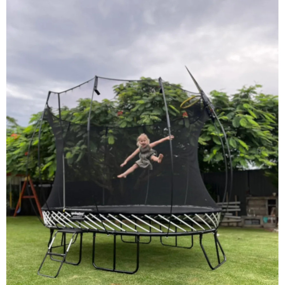 8x11ft Oval Springfree Trampoline