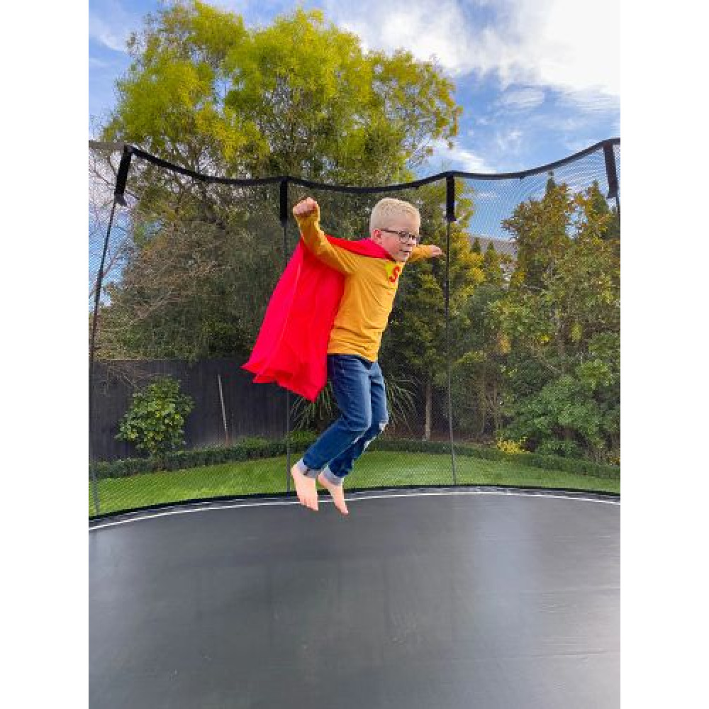 11ft Square Springfree Trampoline